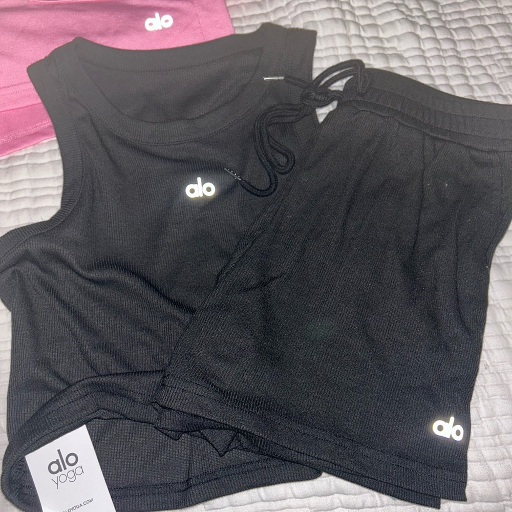 ALO Yoga Black Activewear Set